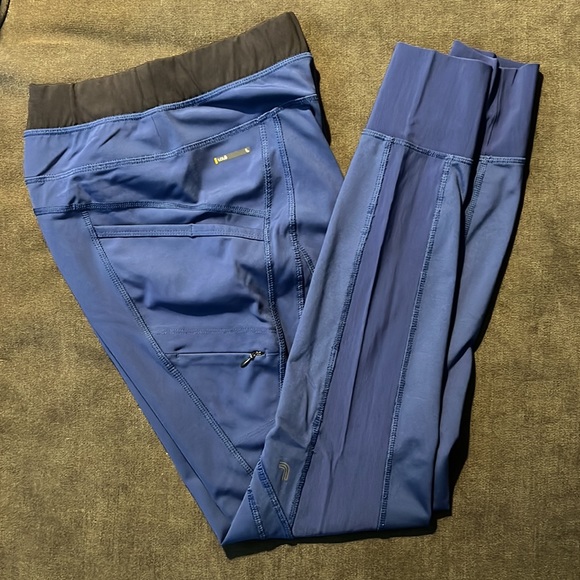 Lole leggings with side mesh panel - Picture 3 of 3